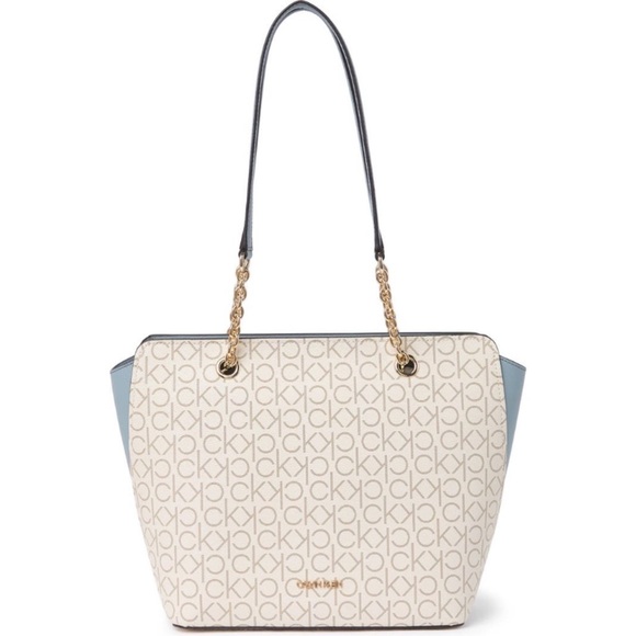 New CALVIN KLEIN Hailey Signature Zip Top Chain Tote - Picture 1 of 10